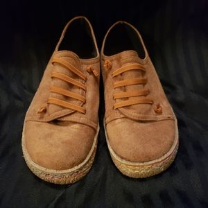 🏵3 for $30🏵 Slip-on runners 🌈Rainbows stitching